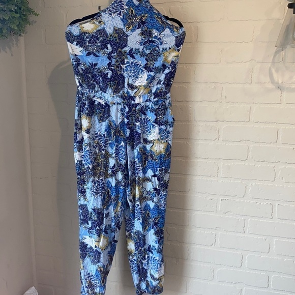 Jack by BB Dakota Blue White Floral Jumpsuit Size‎ Small Halter Elastic Ankle - Picture 1 of 5